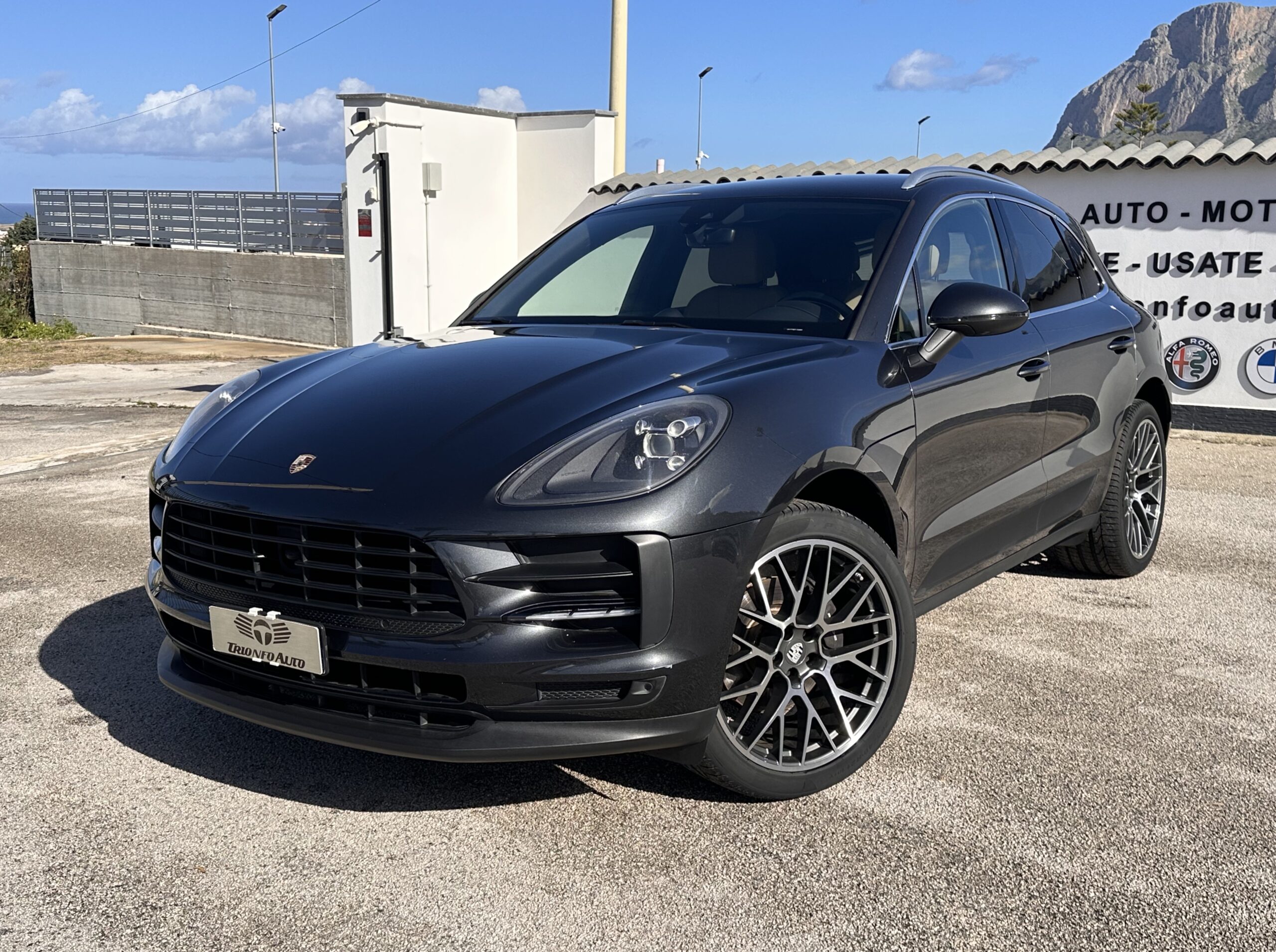 PORSCHE MACAN 2.0 265cv